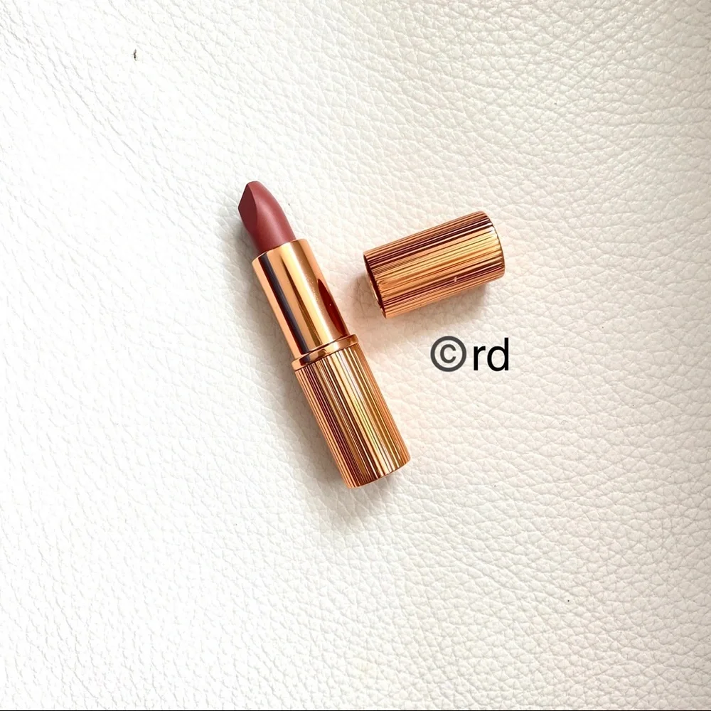 Charlotte Tilbury Very Victoria Lipstick Travel Sz